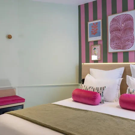 Hotel La Folie Des Pres - Saint-germain-des-pres Parigi