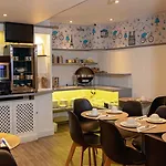 Hotel La Folie Des Pres - Saint-Germain-Des-Pres