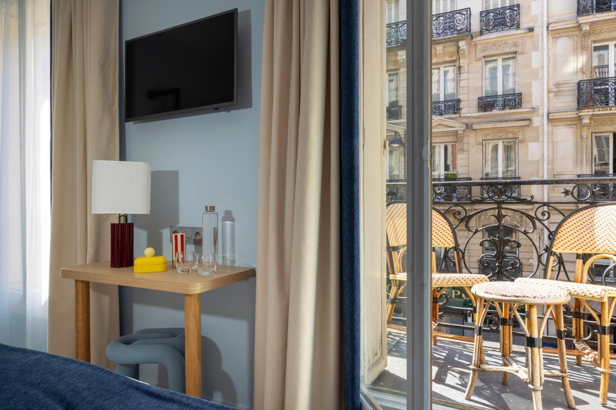 Hotel La Folie Des Pres - Saint-germain-des-pres 3*