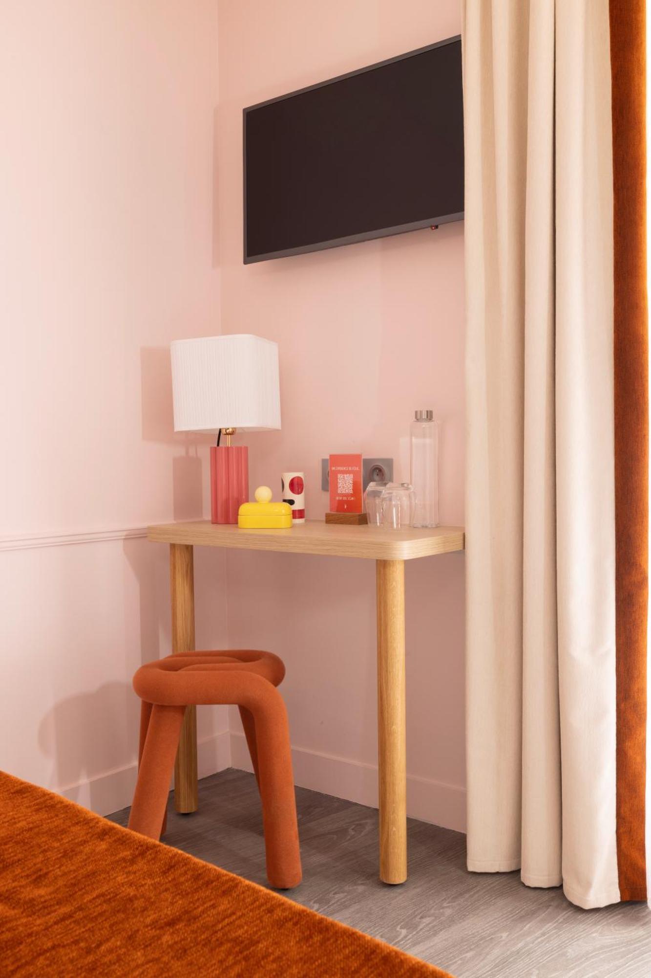 La Folie Des Pres - Saint-germain-des-pres